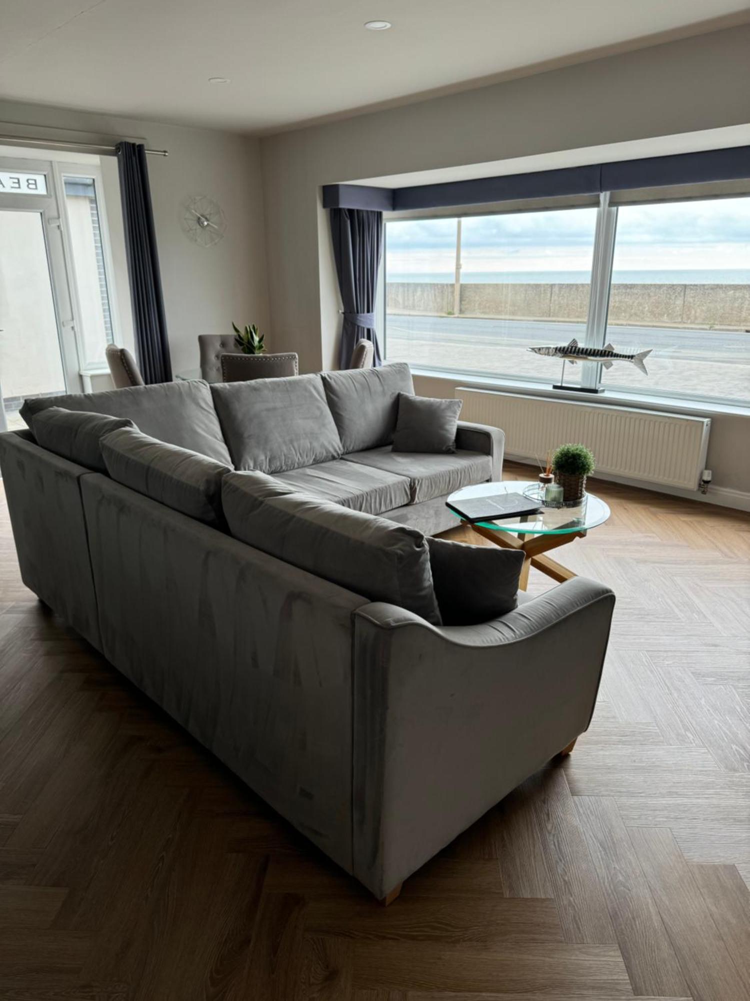 Beach House Apartment On Ground Floor With Sea View - Pet Friendly Кливлис Экстерьер фото